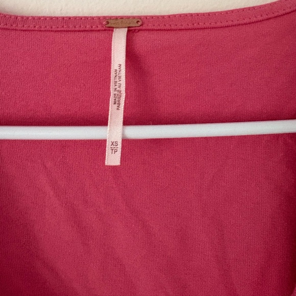 Free People NEW Kitty Cotton Front Tie Puff Sleeve Crop Top in Velvet Rose XS - Picture 10 of 10